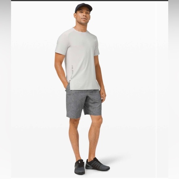 lululemon mens  T.H.E. Short grey size XXL - Picture 1 of 10